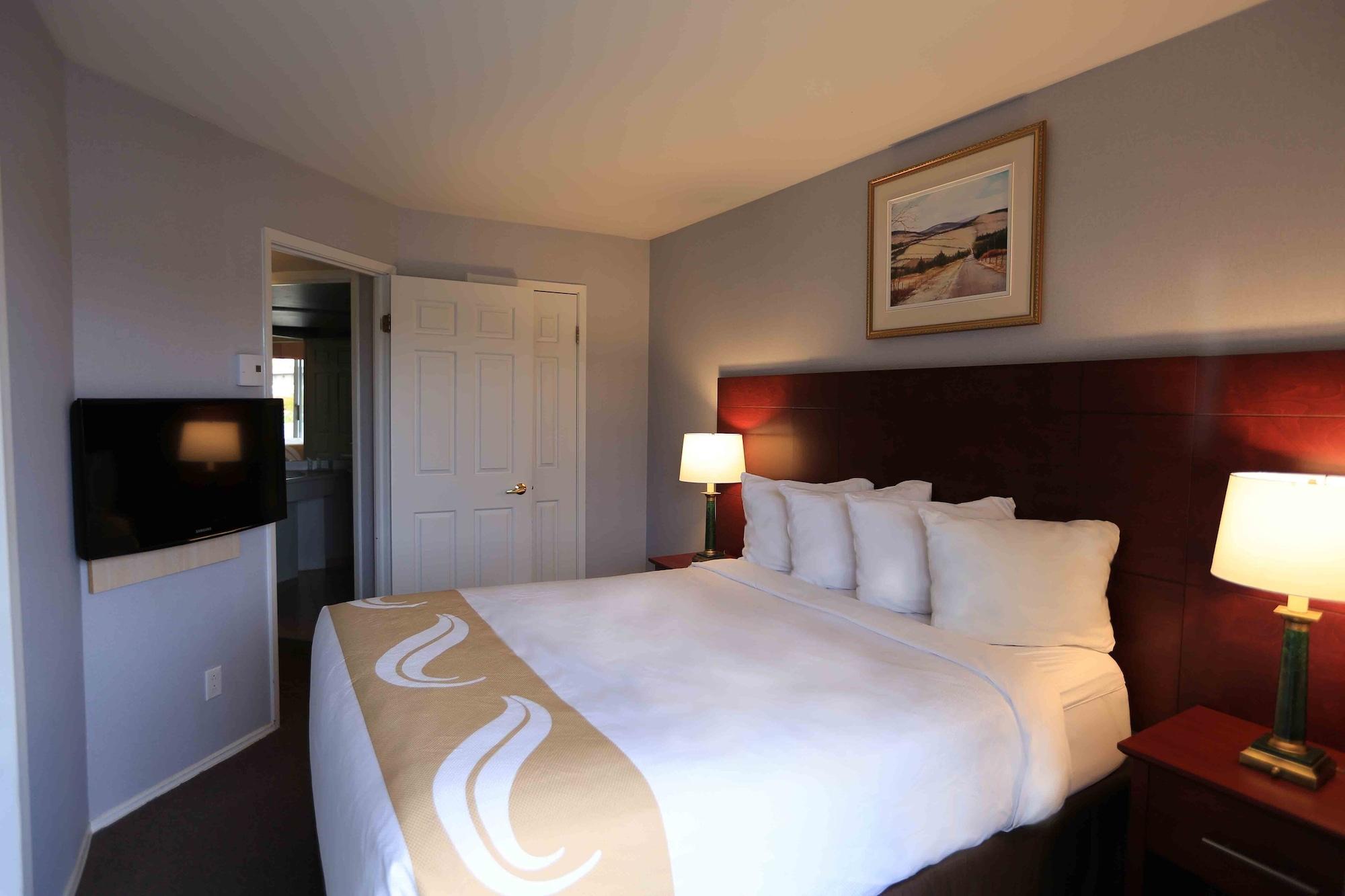 Quality Suites Sainte-Anne-de-Beaupré Esterno foto
