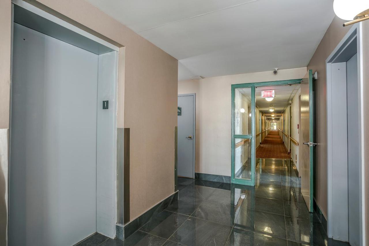Quality Suites Sainte-Anne-de-Beaupré Esterno foto
