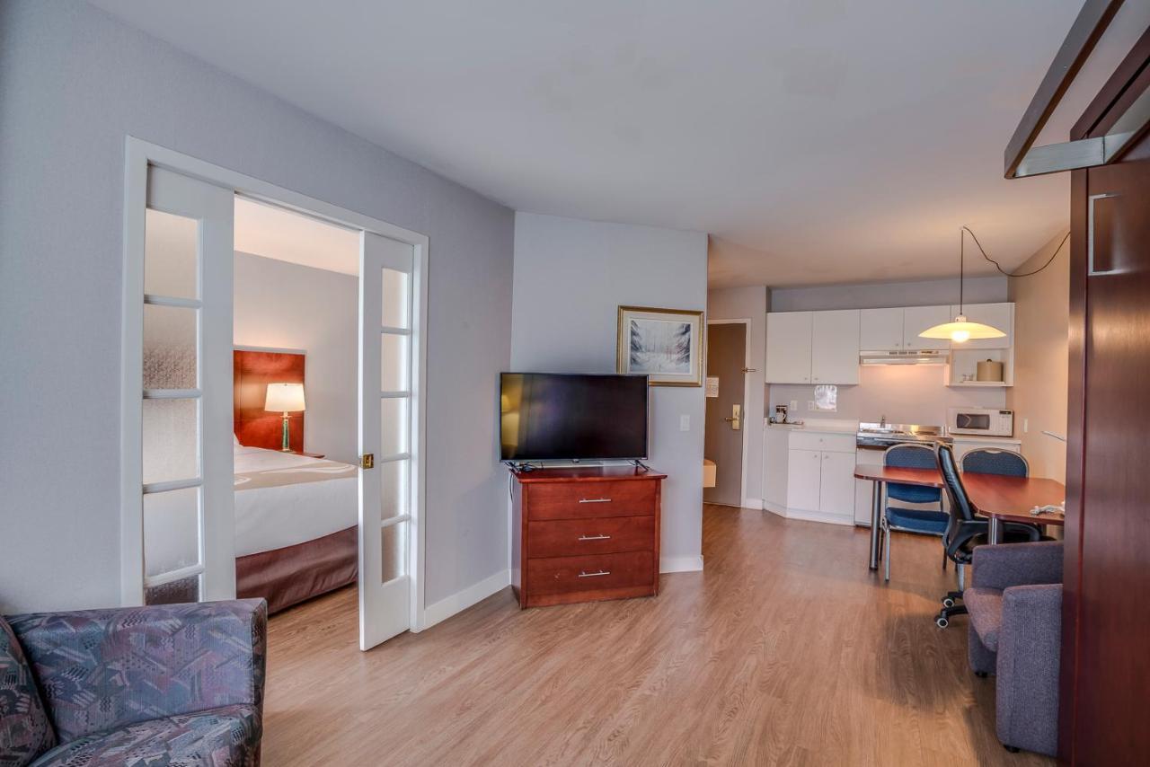 Quality Suites Sainte-Anne-de-Beaupré Esterno foto