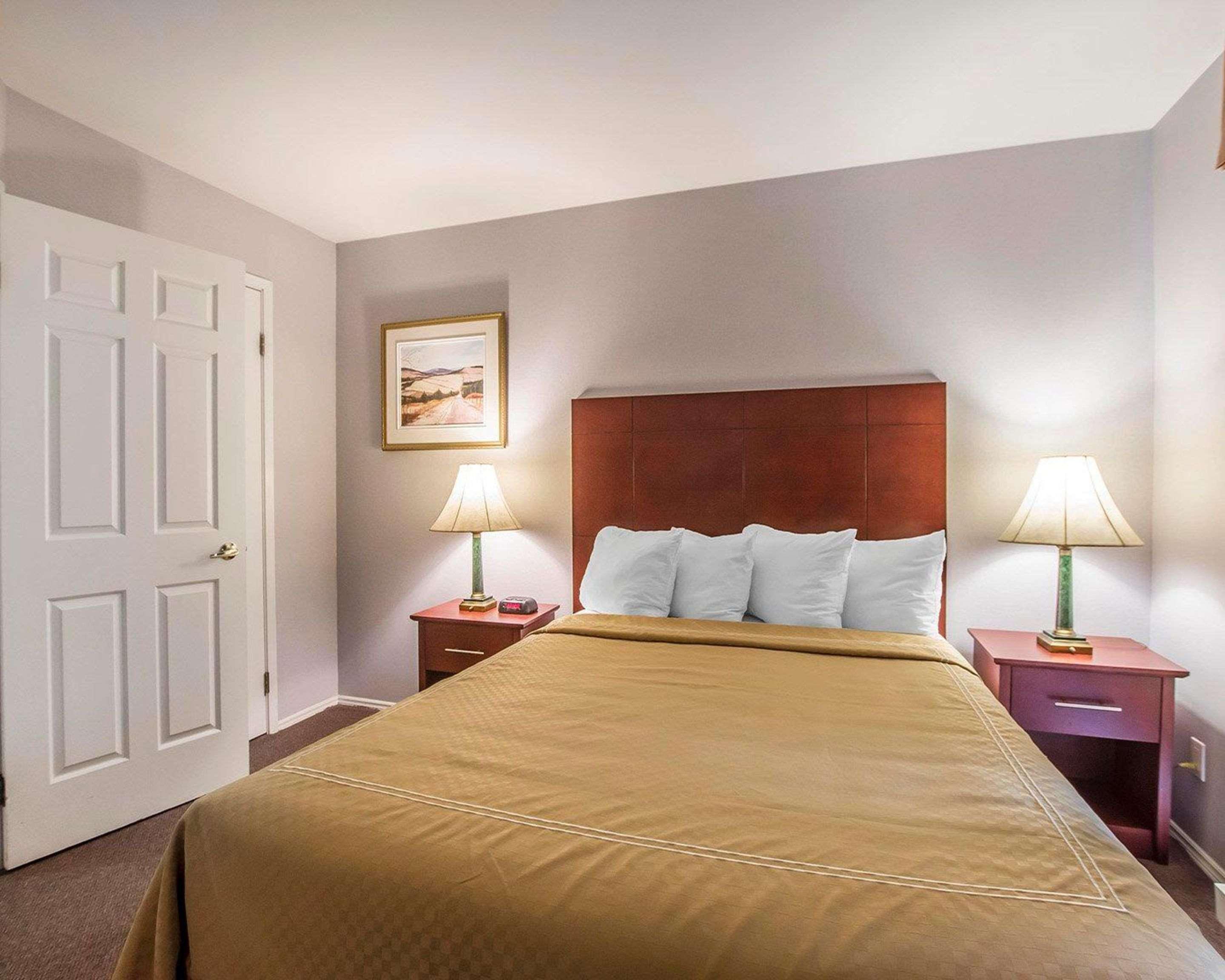 Quality Suites Sainte-Anne-de-Beaupré Esterno foto